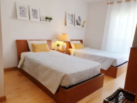 Modern 2 bedroom Duplex apartment next to Cabanas de Tavira Beach Free Wi-Fi Hotels in Conceicao de Tavira