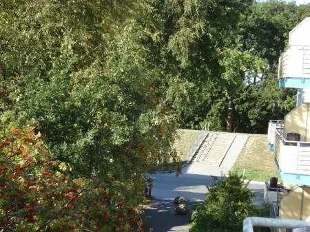 Cozy apartment in a central location right on the beach