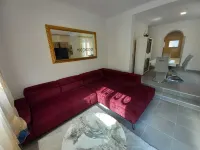 Gites de 3 Chambres Pour 6 Personnes Hotels in Romilly-sur-Seine