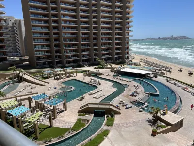 Las Palomas ResortPhase 2, Cordoba 5thfloor 2BR 2 BA, Steps Away From The Sand! فنادق في 