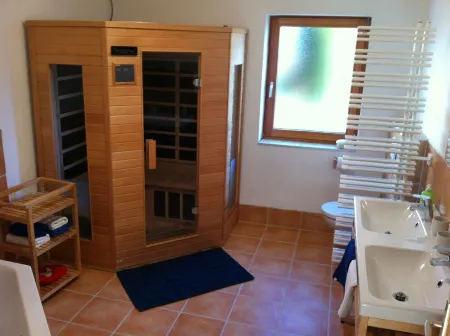 Near-natural house with garden, orchard, sauna, fireplace & free Wi-Fi Отели в г. Гемайнде Мильштатт