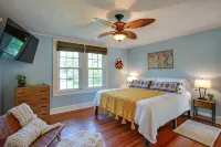 Luxury Oasis near FSU w/King bed
