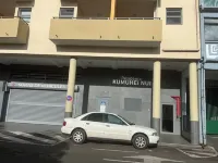 Appartluxe Hotels near Bougainville Park