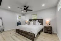 New !!! Modern Home Near The Pearl, Fort Sam & Downtown & Frost Center