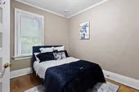 Spacious 3br - w/ Garage