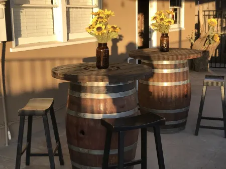 Tulare’s RARE FIND with a pool! Located in the Heart of California’s farmlands!