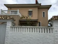Chalet just 500 meters from a natural park, quiet area. Hotels near Ceramica Creativa GresSierra