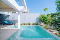 Fumba Town Private Residences Hotel a West