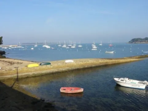 Apartment F 3 sea views and direct beach and ocean access