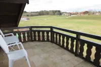 Alpenblick, apartment with terrace and balcony Hotels in Eggstatt