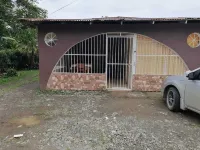 Casa Vacacional Puerto Viejo, Home Crek Hermanos Arce Cajina