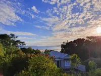 30 steps to beach Hotels in Snells Beach