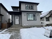 Modern n’ cozy 4 Bedroom 3 full bath home Hotels in Northeast Edmonton
