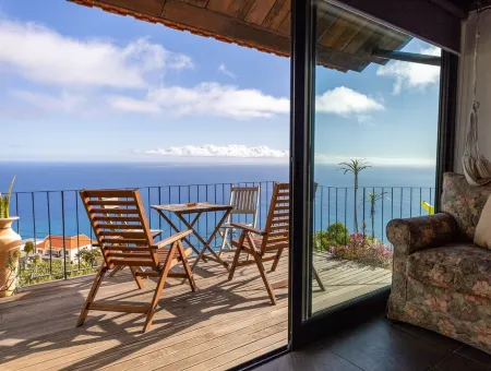 Cottage Sol, a special retreat facing the sun