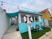 Casa Marina, Large private parking, comfortable and spacious, close to the beach and everything.