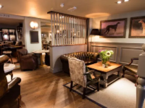 Greyhound Hotel Hotels in Sutton