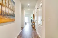 12 Mi to Avery Island: Spacious Family Home! - 2-Star