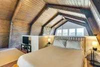 Fish, Swim and Kayak Spacious Beaver Lake Home! - 3-Star