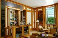 Hotel Le Manoir De Bellerive Hôtels à : Belvès