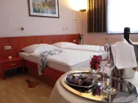 Bahnhof-Hotel Saarlouis Hôtels à : Sarrevailingue