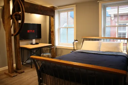 Apple Hostels of Philadelphia Отели рядом с достопримечательностью «Аквариум Эдвенчер»