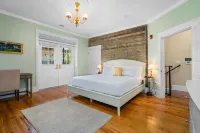 Fort Conde Inn - Mobile Hotels in Mobile