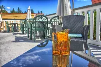 The Old Courthouse Inn Hotels in Powell River