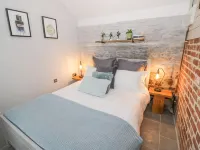 Freds Shed Hotel di Sutton