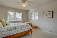 Fir Mountain Escape 4 Bedroom Home by Redawning