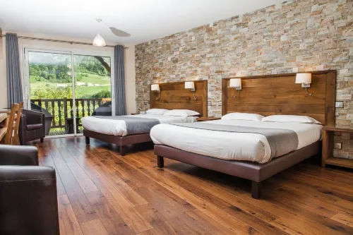 Logis Hotel Erreguina Hotels in Saint-Etienne-de-Baigorry