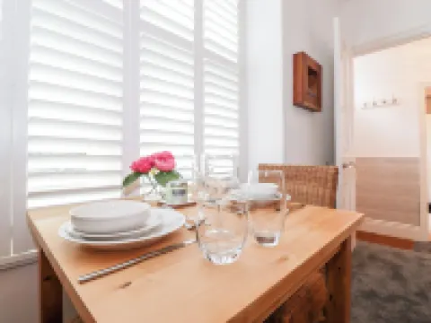 1a Biskey Howe Hotels in 