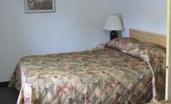 Lazy J Motel