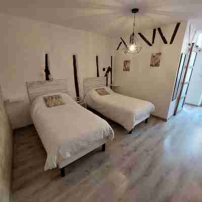 Logis Hôtel Métropole et de Gascogne Rooms