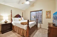 Adventure Hub-Ski Resorts, Backcountry & Park City 3203 Condo