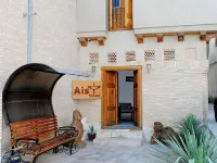 AIST HOTEL Hotels near Lyabi Khause Square