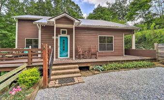 'Wolfe Creek Cabin': 10 Mi to Grandfather Mountain