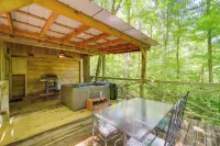 All-Season Sunroom and Hot Tub Marion Cabin Retreat - 4 étoiles