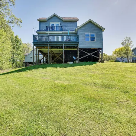 Cozy Resort-Style Escape on Taylorsville Lake!