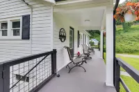 Mullens Home - Close to Hatfield-McCoy Trailhead! - 3-Star