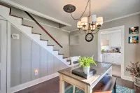 Modern Florence Getaway w/ Patio & Grill! - parking