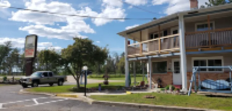 River Country Motor Lodge