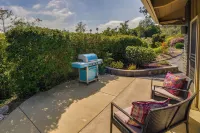 Fallbrook Home w/ Mountain Views: Close to Hiking!