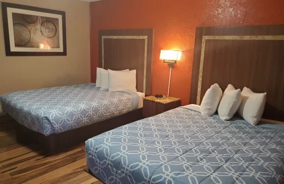 艾翁公園經濟酒店