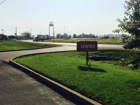 Deluxe Inn Отели в г. Маунд Сити Тауншип