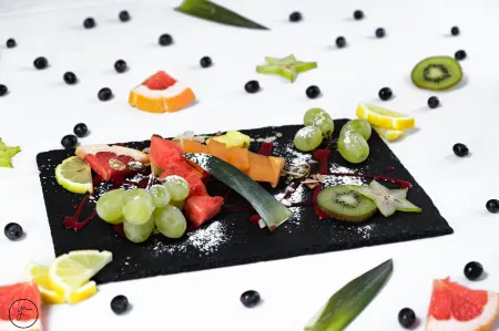 Logis hôtel et Restaurant la Bastide Cabezac Отели в г. Майак