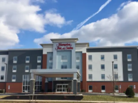 แฮมป์ตัน อินน์แอนด์สวีทส์ บายฮิลตัน วอร์ริงตัน ฮอร์แชม โรงแรมในBucks County