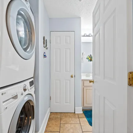 Ocean Ritz 402