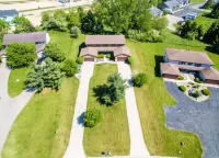 Bella Vista Cottages Hotels in Grattan Township