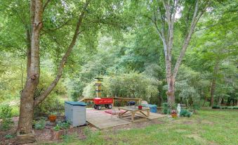 Charming Rusk Guest Cabin w/ Shared Yard