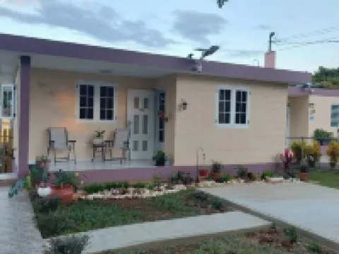 Stylish & Modern Retreat Hoteles en Quebradillas